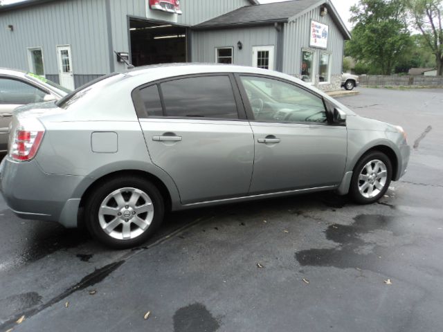 2008 Nissan Sentra 4matic 4dr 3.5L AWD SUV