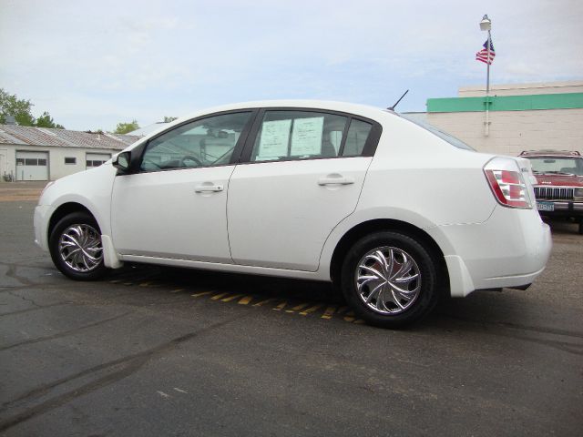 2009 Nissan Sentra 4matic 4dr 3.5L AWD SUV