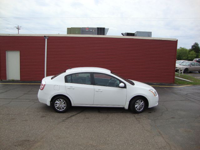 2009 Nissan Sentra 4matic 4dr 3.5L AWD SUV