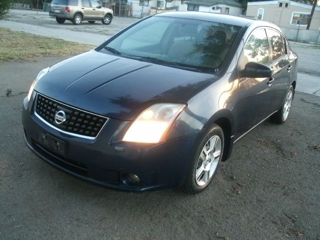 2009 Nissan Sentra 4matic 4dr 3.5L AWD SUV