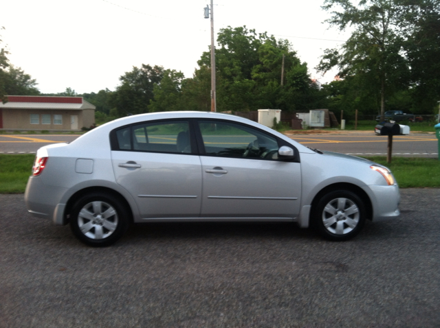 2010 Nissan Sentra 4matic 4dr 3.5L AWD SUV