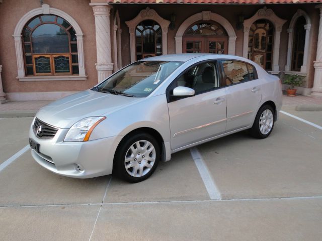 2010 Nissan Sentra Supercrew FX4 Offrd 4X4