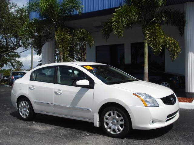 2010 Nissan Sentra 4matic 4dr 3.5L AWD SUV