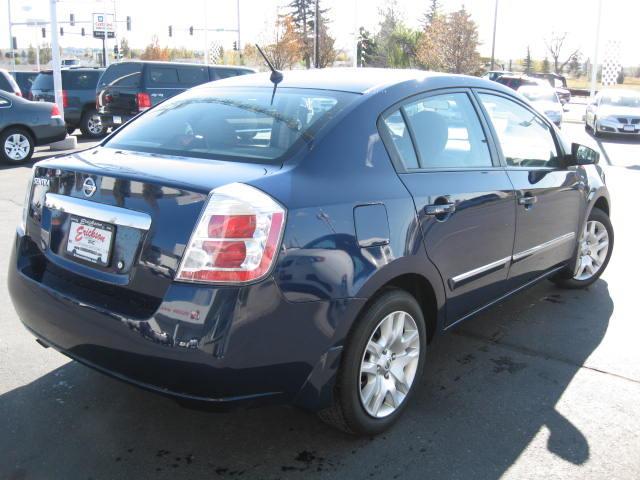 2010 Nissan Sentra 4matic 4dr 3.5L AWD SUV