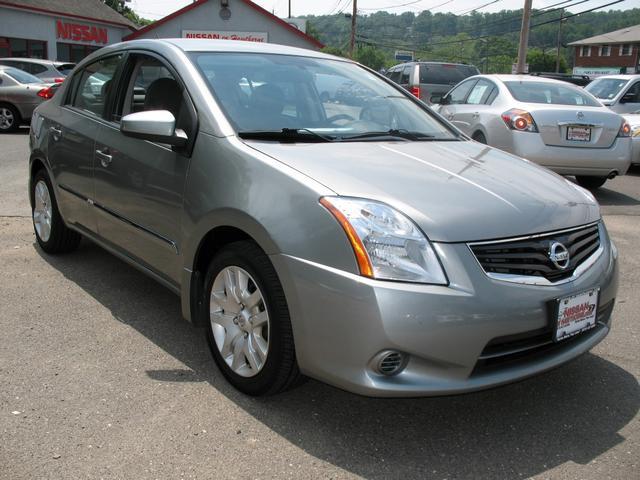 2010 Nissan Sentra 4matic 4dr 3.5L AWD SUV