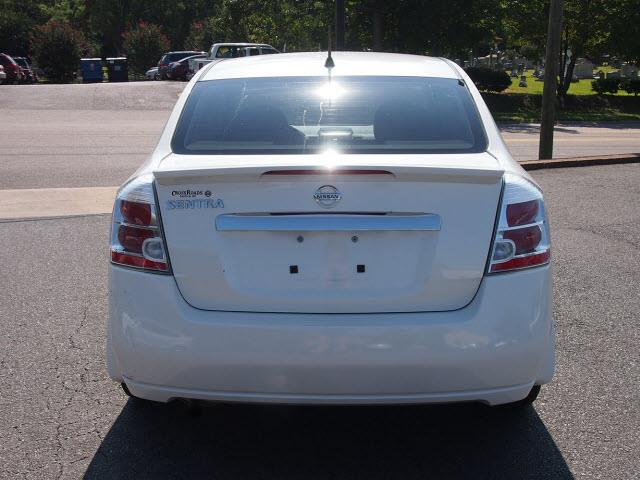 2011 Nissan Sentra 4matic 4dr 3.5L AWD SUV