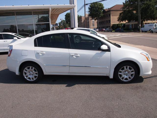 2011 Nissan Sentra 4matic 4dr 3.5L AWD SUV