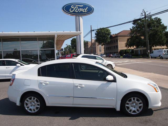 2011 Nissan Sentra 4matic 4dr 3.5L AWD SUV