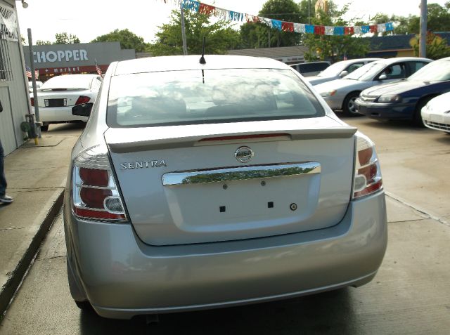 2011 Nissan Sentra 4matic 4dr 3.5L AWD SUV