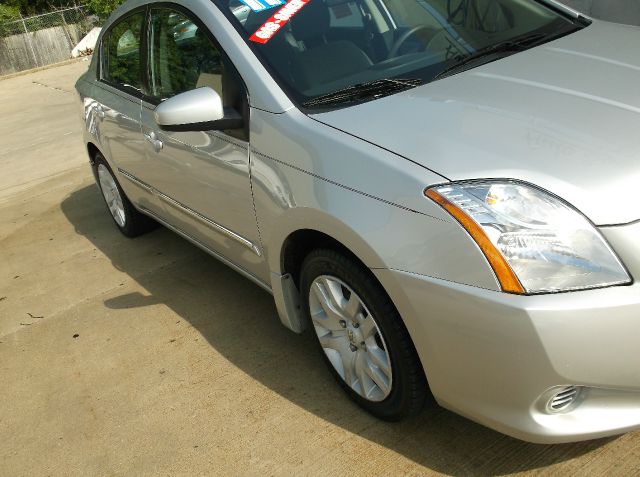 2011 Nissan Sentra 4matic 4dr 3.5L AWD SUV