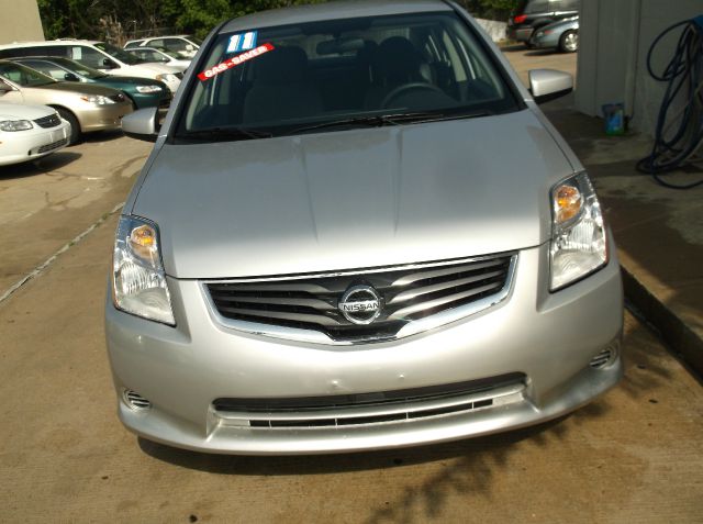 2011 Nissan Sentra 4matic 4dr 3.5L AWD SUV