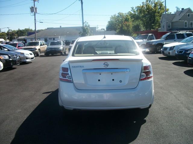 2011 Nissan Sentra Unknown