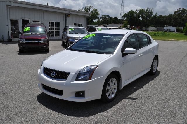 2011 Nissan Sentra 4matic 4dr 3.5L AWD SUV