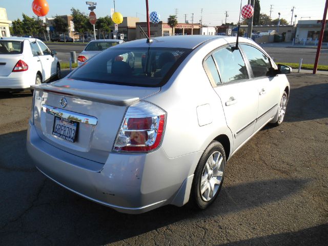 2011 Nissan Sentra 4matic 4dr 3.5L AWD SUV