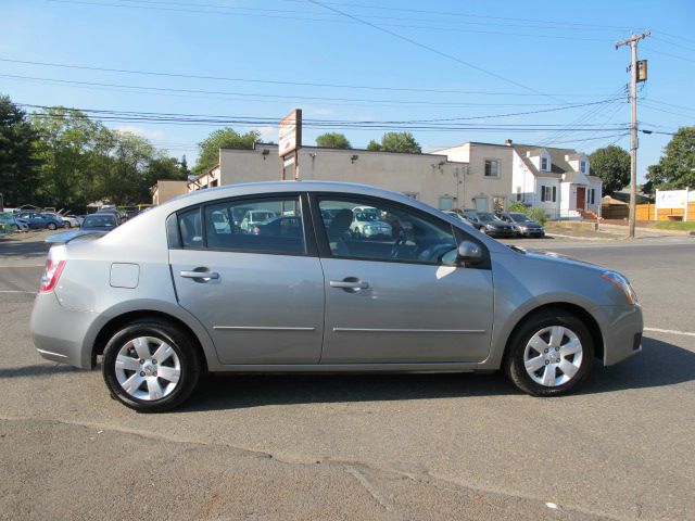 2012 Nissan Sentra 4matic 4dr 3.5L AWD SUV