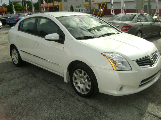 2012 Nissan Sentra Unknown