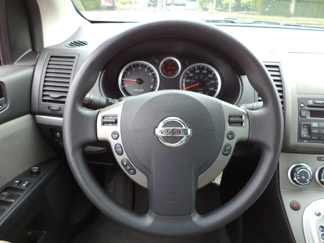 2012 Nissan Sentra 4matic 4dr 3.5L AWD SUV