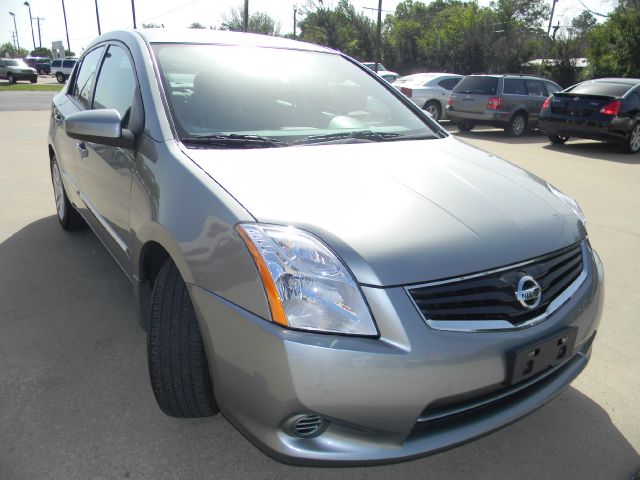 2012 Nissan Sentra 4matic 4dr 3.5L AWD SUV