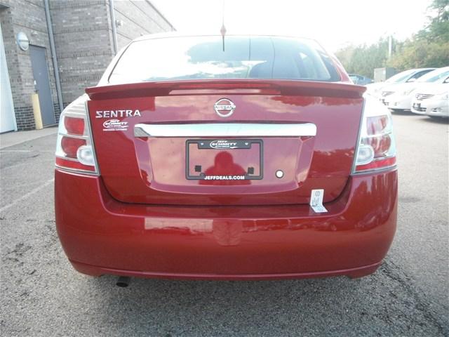 2012 Nissan Sentra 4matic 4dr 3.5L AWD SUV