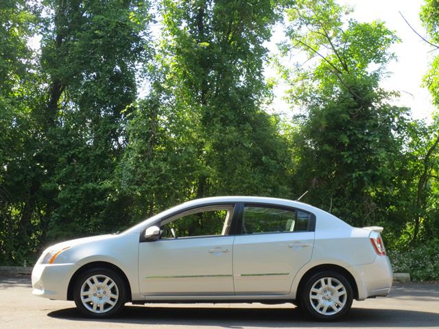 2012 Nissan Sentra 4matic 4dr 3.5L AWD SUV