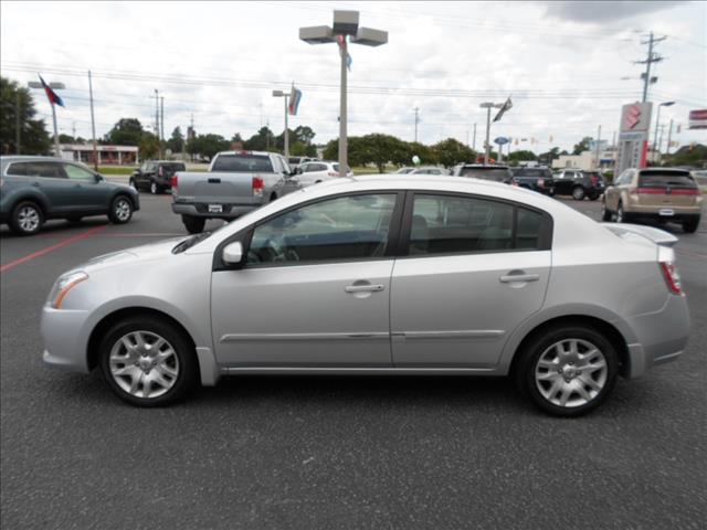 2012 Nissan Sentra 4matic 4dr 3.5L AWD SUV