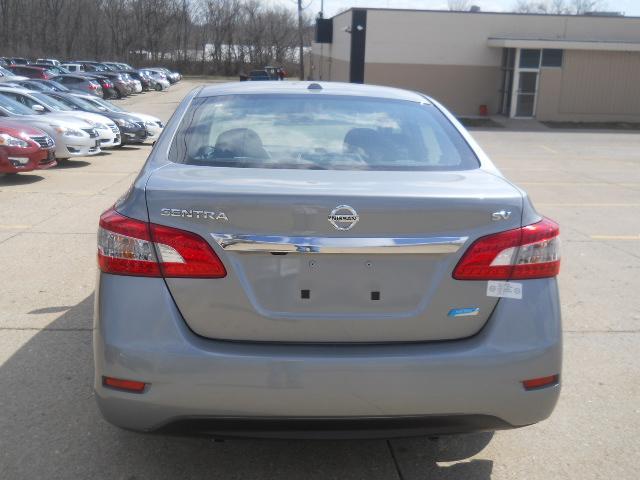 2013 Nissan Sentra 4.6L Eddie Bauer