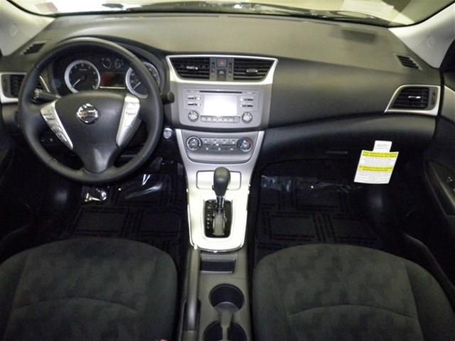 2013 Nissan Sentra 4dr S V6 Auto 4WD