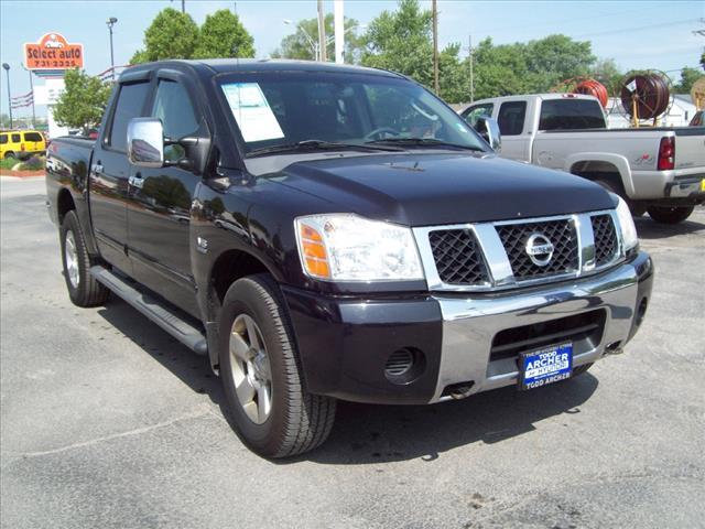 2004 Nissan Titan SE