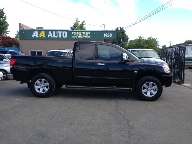 2004 Nissan Titan 4dr Eddie Bauer SUV