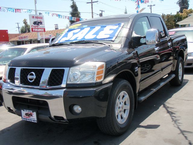 2004 Nissan Titan GLS Touring A/T