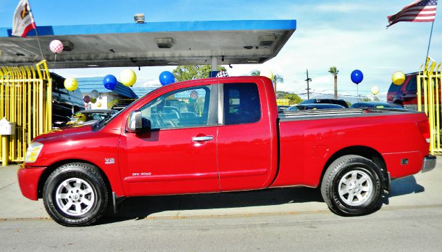 2004 Nissan Titan SL K-15