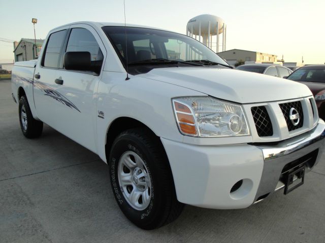 2004 Nissan Titan SLE Z71 Crew Cab Short Bed 4X4