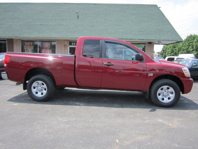 2004 Nissan Titan 4dr Eddie Bauer SUV