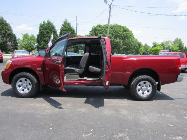 2004 Nissan Titan 4dr Eddie Bauer SUV