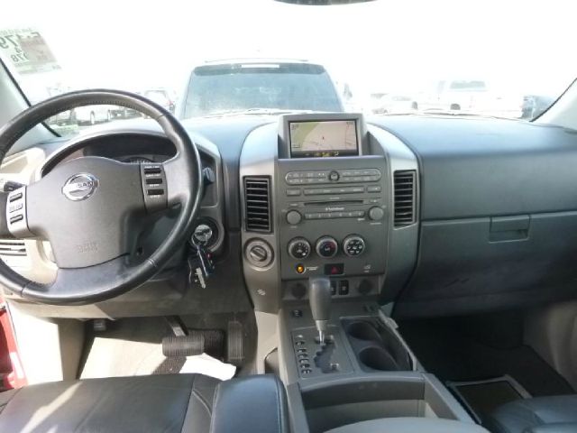 2004 Nissan Titan GLS Touring A/T