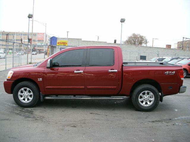 2004 Nissan Titan GLS Touring A/T