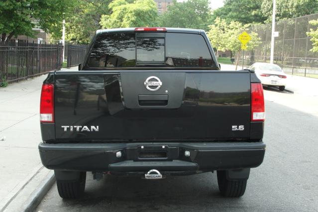 2004 Nissan Titan Unknown