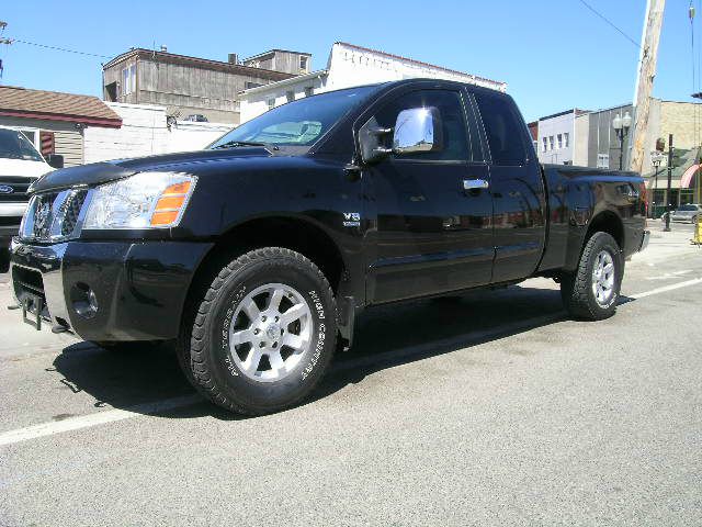 2004 Nissan Titan Sport PLUS Navagation