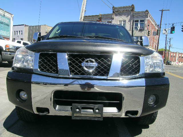 2004 Nissan Titan Sport PLUS Navagation