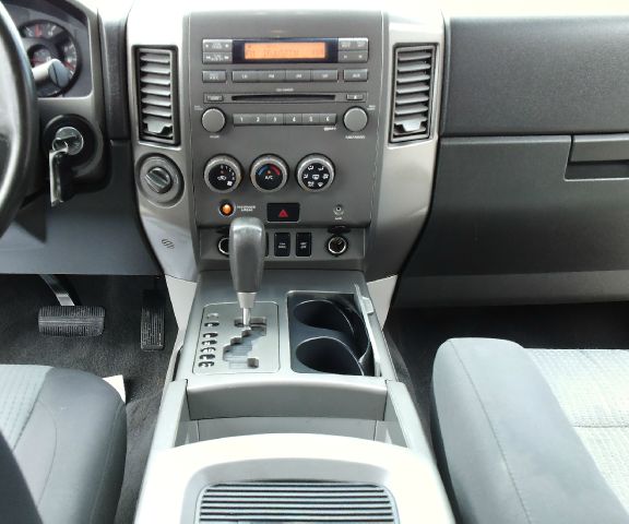 2004 Nissan Titan 3.8l Grand Touring A/T