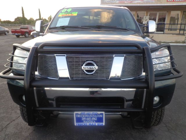 2004 Nissan Titan 4X4 Le3rd Rowone Owner