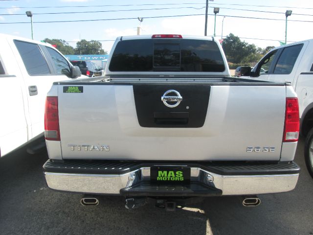 2004 Nissan Titan SLE Z71 Crew Cab Short Bed 4X4