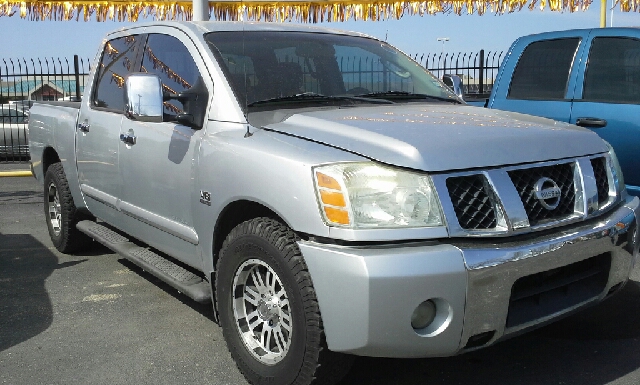 2004 Nissan Titan SLE Z71 Crew Cab Short Bed 4X4