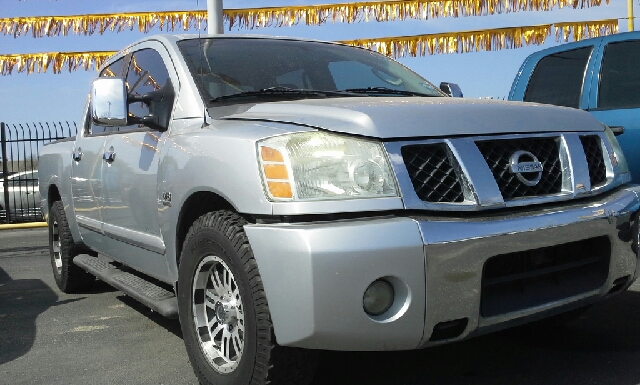 2004 Nissan Titan SLE Z71 Crew Cab Short Bed 4X4