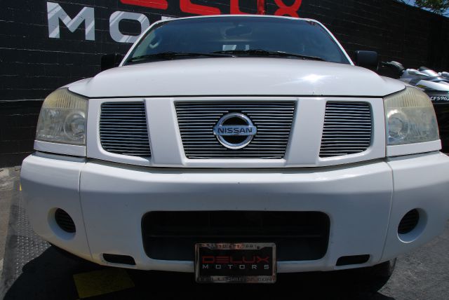 2004 Nissan Titan 3.0is -AWD