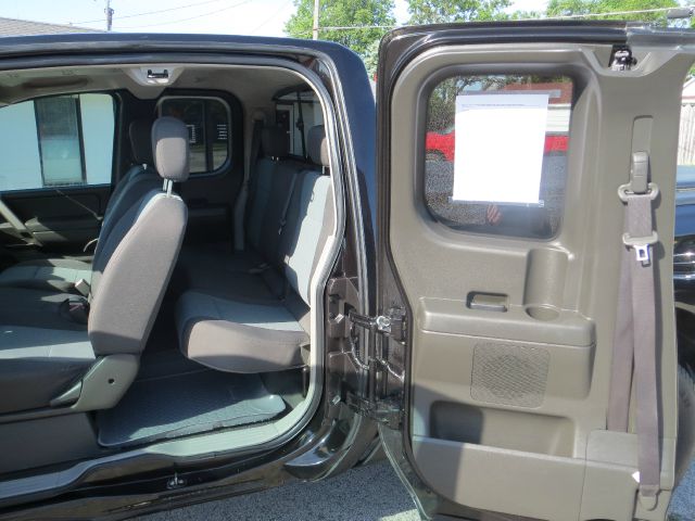 2004 Nissan Titan 4dr Eddie Bauer SUV