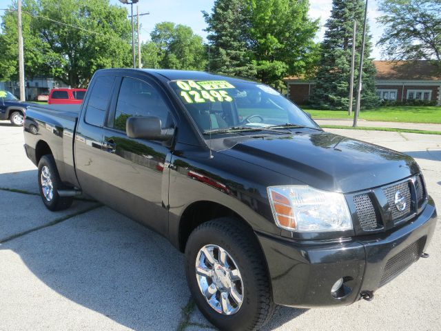 2004 Nissan Titan 4dr Eddie Bauer SUV