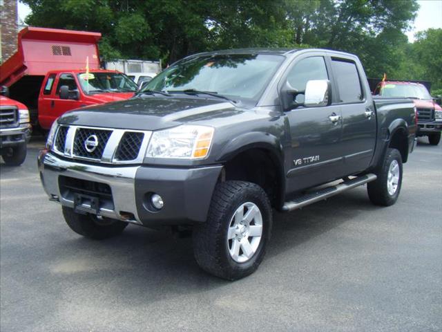 2005 Nissan Titan Styleside Triton