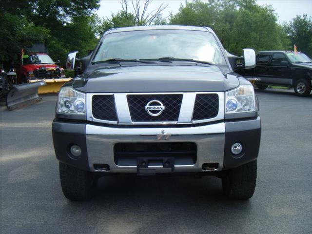 2005 Nissan Titan Styleside Triton