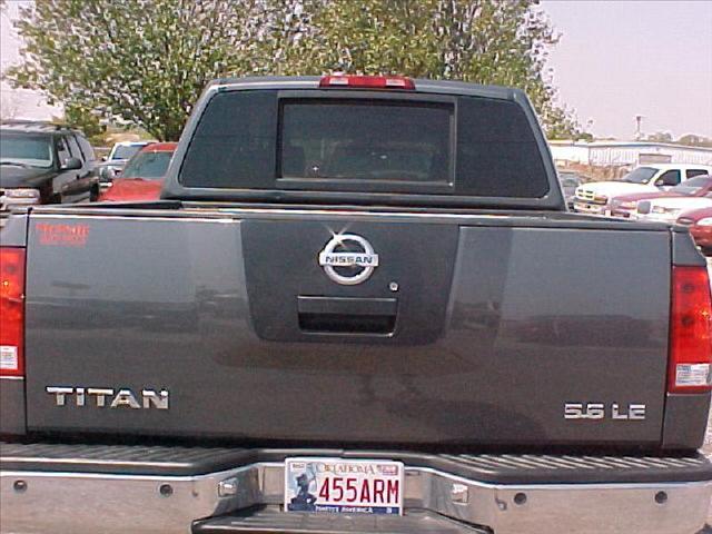 2005 Nissan Titan 3.0is -AWD